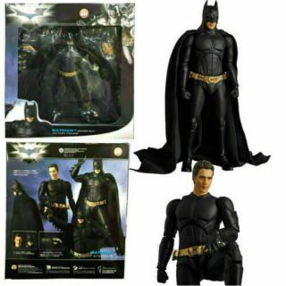 Mafex No.  049 The Dark Knight Batman Begins Suit Pvc Action Figure