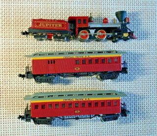 Bachmann 4751 N Scale Central Pacific Jupiter 4 - 4 - 0 And Runs And 2 Cars