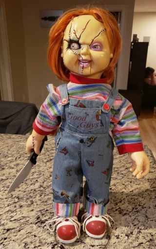 Animated Talking Bride Of Chucky Doll 25 " Knife & Metal Stand.  Child 