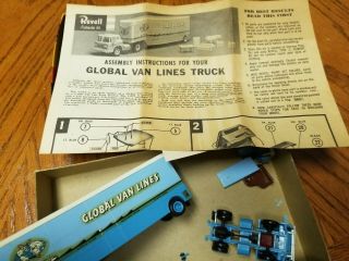 Revell Global Van Line tractor and trailer in HO scale T - 6018:98 assembled kit 2