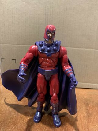 Marvel Legends X - Men Box Set Magneto Action Figure - Toy Biz