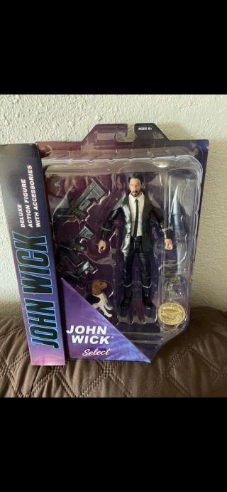 Diamond Select John Wick Deluxe Action Figure With Accessories