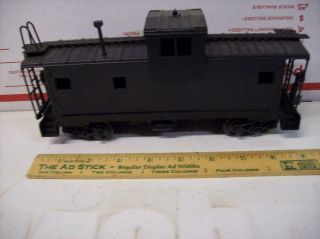 Atlas O Scale 2 Rail Undecorated Caboose Extended Vision Style By Roco Austria
