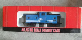 Atlas Ho Scale Conrail Extended Vision Caboose Car 1903