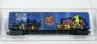 Micro - Trains Line 77220 N 50 Sd Box Car Canadian National Cna 794218 Weathered