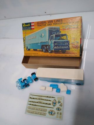 Revell Global Van Lines Tractor And Trailer Ho Scale T - 6018:98 Assembled Kit