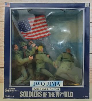 Soldiers Of The World Iwo Jima World War 2 1941 - 1945 Flag Raising Cat No 98399