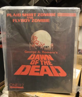 Mezco One:12 Dawn Of The Dead Zombie 2 - Pack Set
