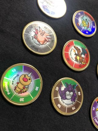 Vintage 1999 POKEMON Battling Coins Game (9) Coins Charizard Dragonite Squirtle 2
