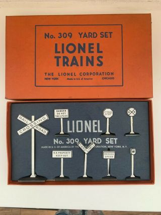 Vintage Lionel Trains No.  309 Yard Set
