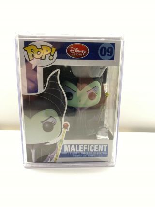 Pop Funko Disney Store Maleficent 09,  Protector (vaulted / Retired)