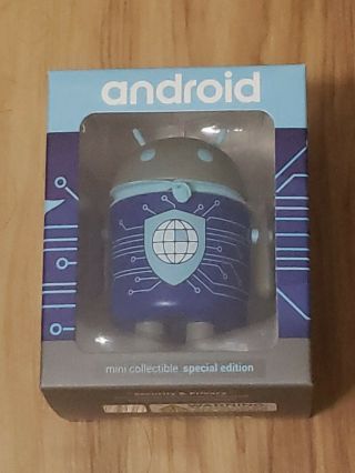 Android Mini Collectible Figure - " Security & Privacy 2018 " -