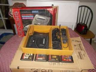 Sega Genesis Sonic System with 4 games (12091800) rough box 3