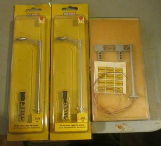 Ho Scale Brawa 2 Us Street Lights In Package Led And Stoplight