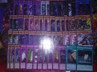 Yu - Gi - Oh Cards 40 Card Ddd Deck 15 Card Extra Deck Collectable Trading Card Game
