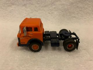 Athearn Ho Scale Roadway Express Inc.  Ford Cab Over Engine Semi Truck Loose
