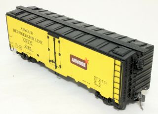 Kit Built Steel Side Reefer - Armour - O Scale,  2 - Rail