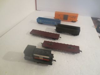 Marx Ho Haven Diesel Switcher 1621 & 5 Freight Cars.  Motor