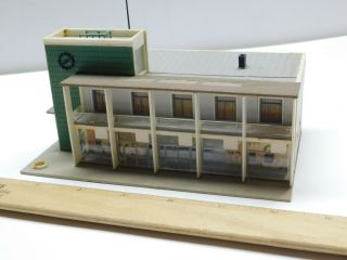 N Scale - Large Detailed Building Structure For Model Train Layout