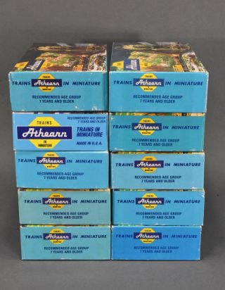 10 Ho Scale Athearn 7 1/2 " Empty Boxes