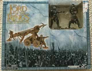 Lord Of The Rings - Armies Of Middle - Earth - Uruk - Hai Siege Ballista W/ 2 Orcs