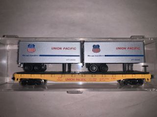 Atlas Model Rr 3746,  Trailer Flat Car,  Union Pacific Rd 59613 With 2 24 