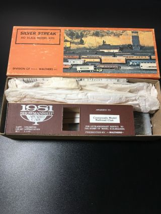 Ho Scale Model Kit Silver Streak Division Of Walthers 1981 Box Car E03