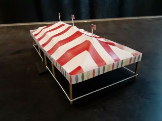1/87 Ho Scale Carnival Ride Model.  Bumper Cars/ Scooter For Fair Or Circus