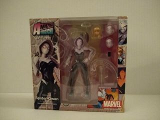 Pre - Owned Authentic Marvel Yamaguchi Revoltech No.  004 Spider Gwen