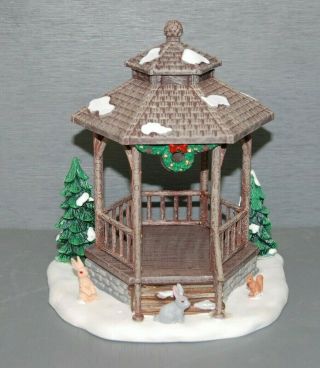 Lemax 2014 Winter Pavilion With Trees And Animals Great For G Scale Trains