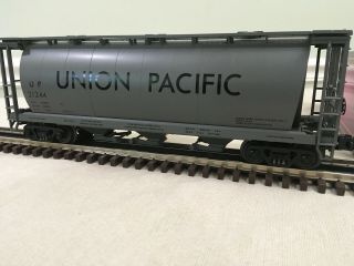 Mth Union Pacific Up 3 - Bay Cylindrical Hopper 21244 20 - 97417 -