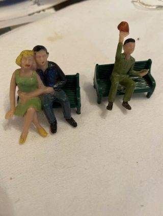 Plasticville Bachmann 2 Green Park Benches O S O27 Model Train And Seated People