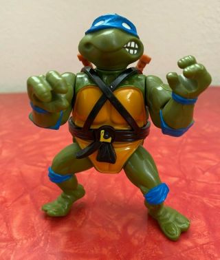 Vintage Tmnt Teenage Mutant Ninja Turtles Leonardo With Accessories