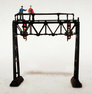 N Scale Dummy Single Track Signal Bridge With Two Repair Workers