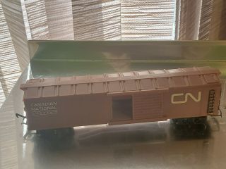 Ho Tri - Ang R.  136cn Canadian National Box Car - Brown - Cn 523976