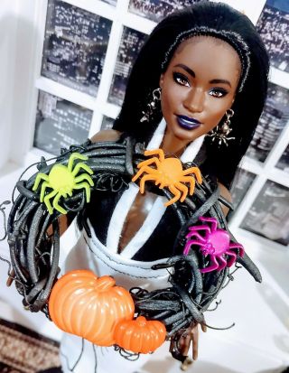 1/6 Scale Barbie Size Spider Pumpkin Halloween Wreath For Diorama/dollhouse 1