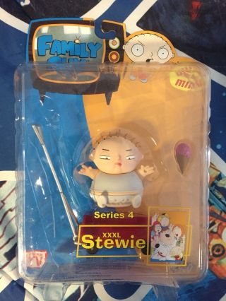 Family Guy Series 4 Xxxl Stewie Mezco Action Figure Fox Seth Macfarlane