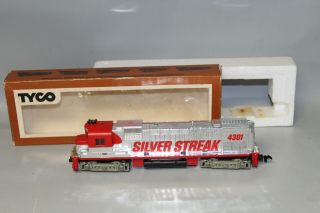 Tyco Silver Streak 4301 Ho Scale Locomotive Not