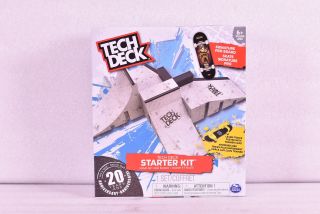 Tech Deck Starter Kit Ramp Set W/ Exclusive Board & Trainer Clips