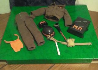 Gijoe Airborne Military Police Complete Uniform And Full Equipment Gear.