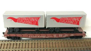 Vintage Athearn AT&SF 50 ' TOFC Flat Car with International Forwarding Trailers 3