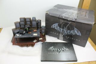 Batman Arkham Origins Collectors Edition Exclusive Joker Statue
