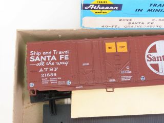 HO Scale Athearn Kit 2094 ATSF Santa Fe 40 ' Grainloading Box Car 21889 2