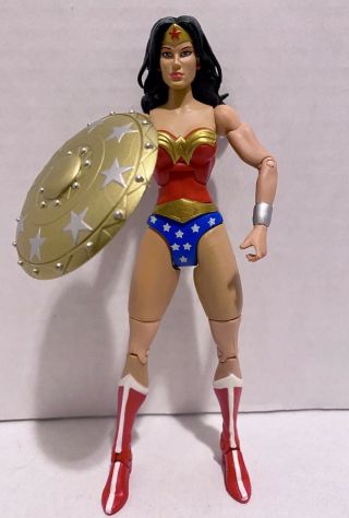 Dc Universe Classics Mattel Wave 4 Wonder Woman 6 " Action Figure No Lasso Dcuc