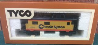 Ho - Tyco 327 - 03 - Chessie System Caboose Road No.  C & O 3323 W/ Kd 