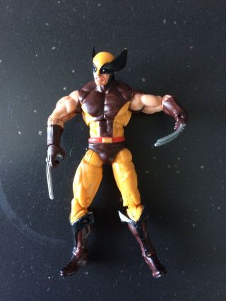 Marvel Hasbro 2012 Wolverine 4 Inch