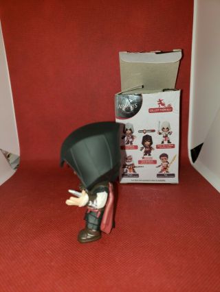 Assassin ' s Creed Jazwares Gamestop Exclusive Mystery Figure Ezio Auditore Chase 2