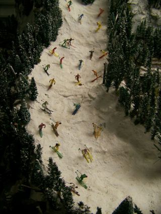 Ho Scale 24 Snow Skiers Colorful Outfits Skis Poles,  Men & Women Various Poses
