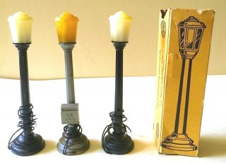 3 Vintage Marx Street Lamps G Scale 6 1/4 Inches Tall