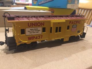 Athearn Union Pacific Up Western Pacific Wp Bay Window Caboose Special Edition